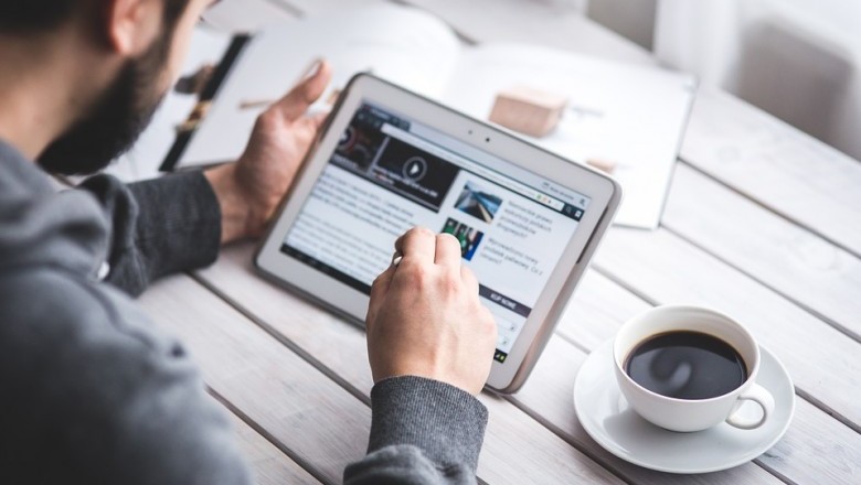 How can I generate website traffic with $0 marketing budget?