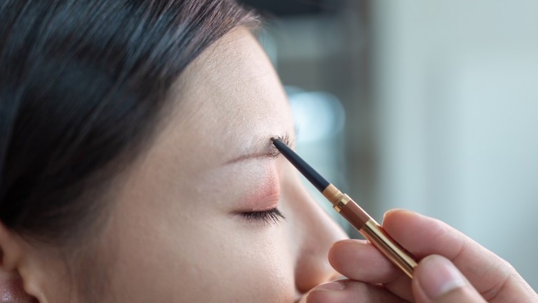 How to apply natural eyebrow makeup