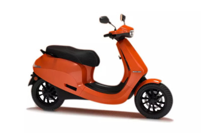 Ola reduces its workforce, CEO resigns.